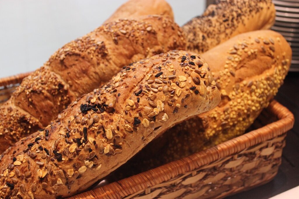 jak odświeżyć czerstwy chleb