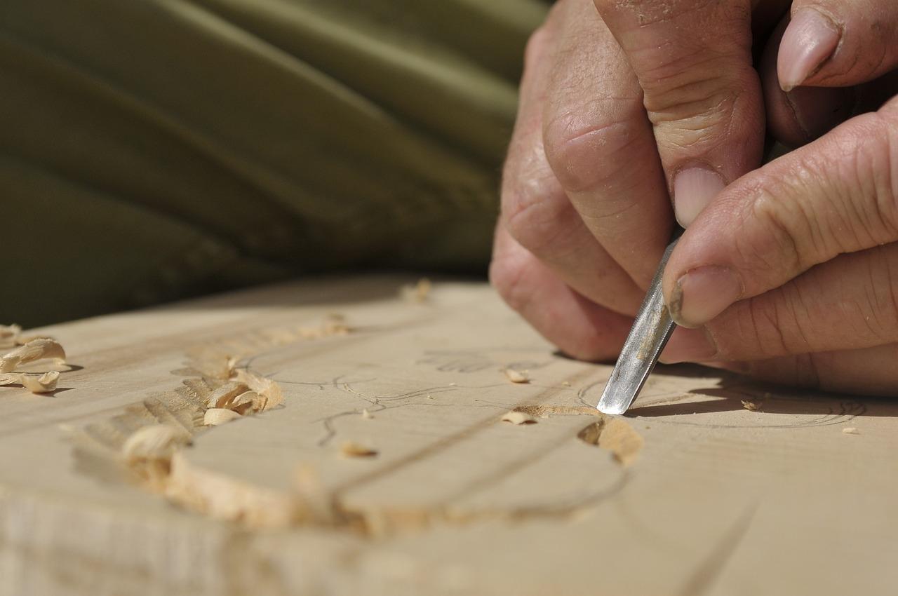 ostrzenie dłuta półokrągłego